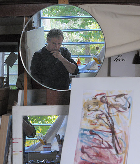 Hervé Fayel dans son atelier